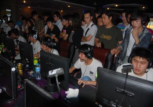 Angel微博发文：没想到今年会以如此无力的一场bo5结束