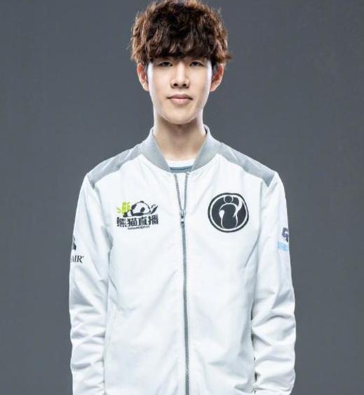 lol春季赛：外媒排名前五周全球战力排行：T1第一