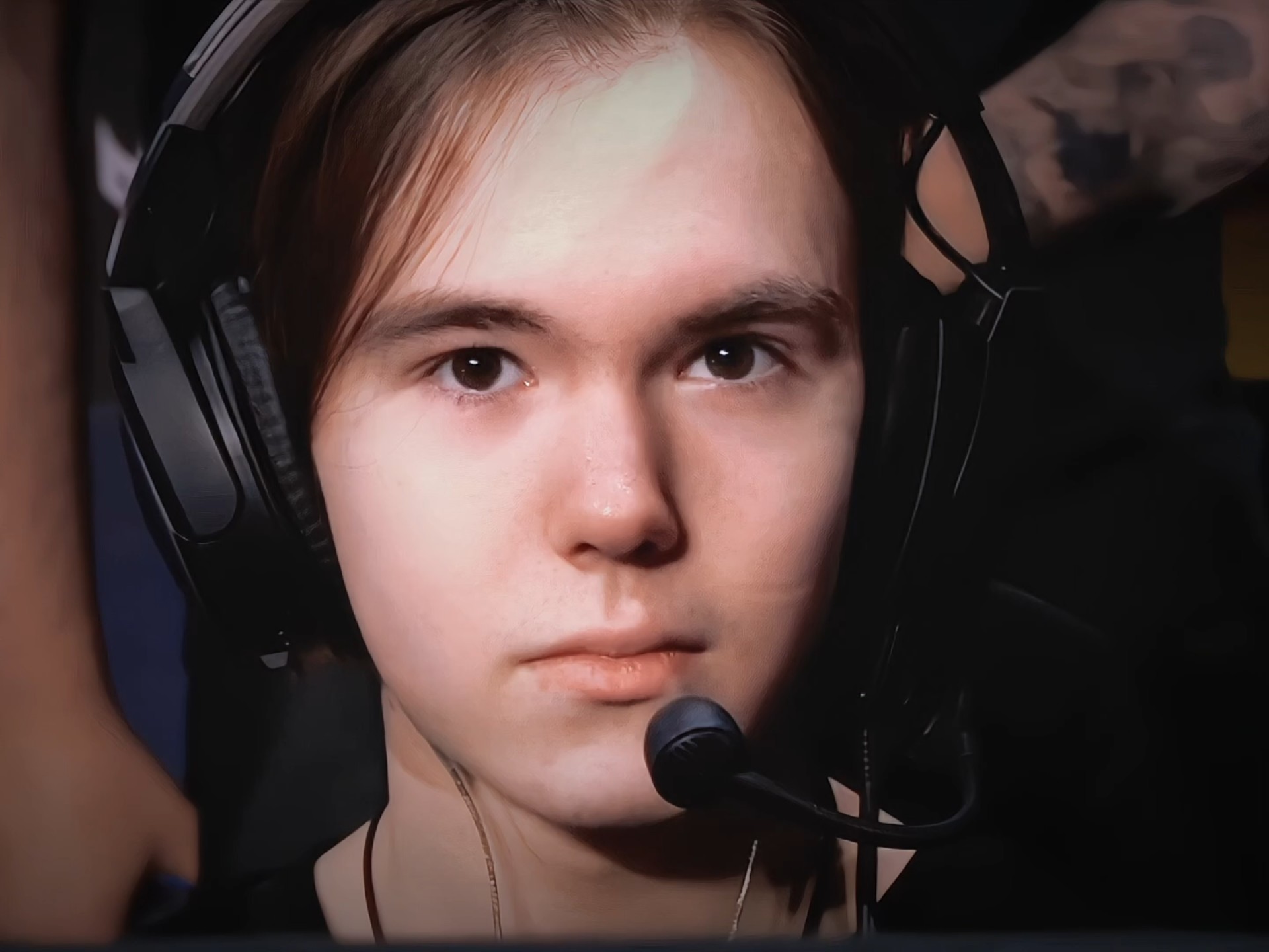 LOL官方：T1通过抛硬币获得决赛第一局选边权，并选择蓝色方