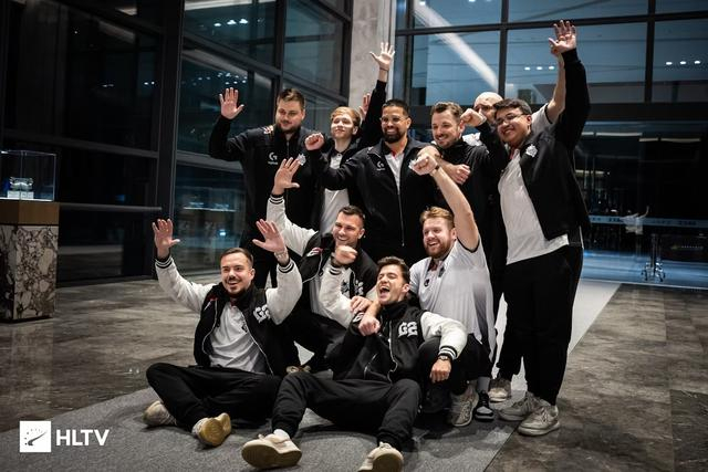 【战报】王者荣耀2020KPL秋季赛，重庆QGhappy二队居然零封KS.YTG！