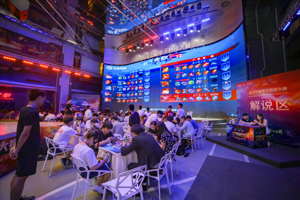 NIP上单Shanji发文：小目标达成！后续季后赛／冒泡赛继续加油